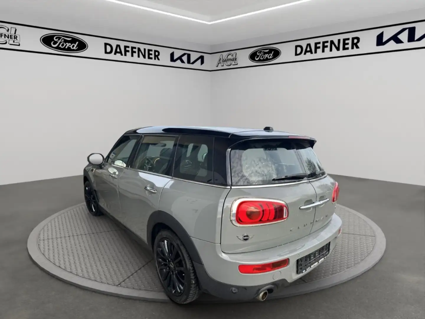 MINI Cooper Clubman 1,5 Chili Panorama LED PDC SHZ Gris - 2