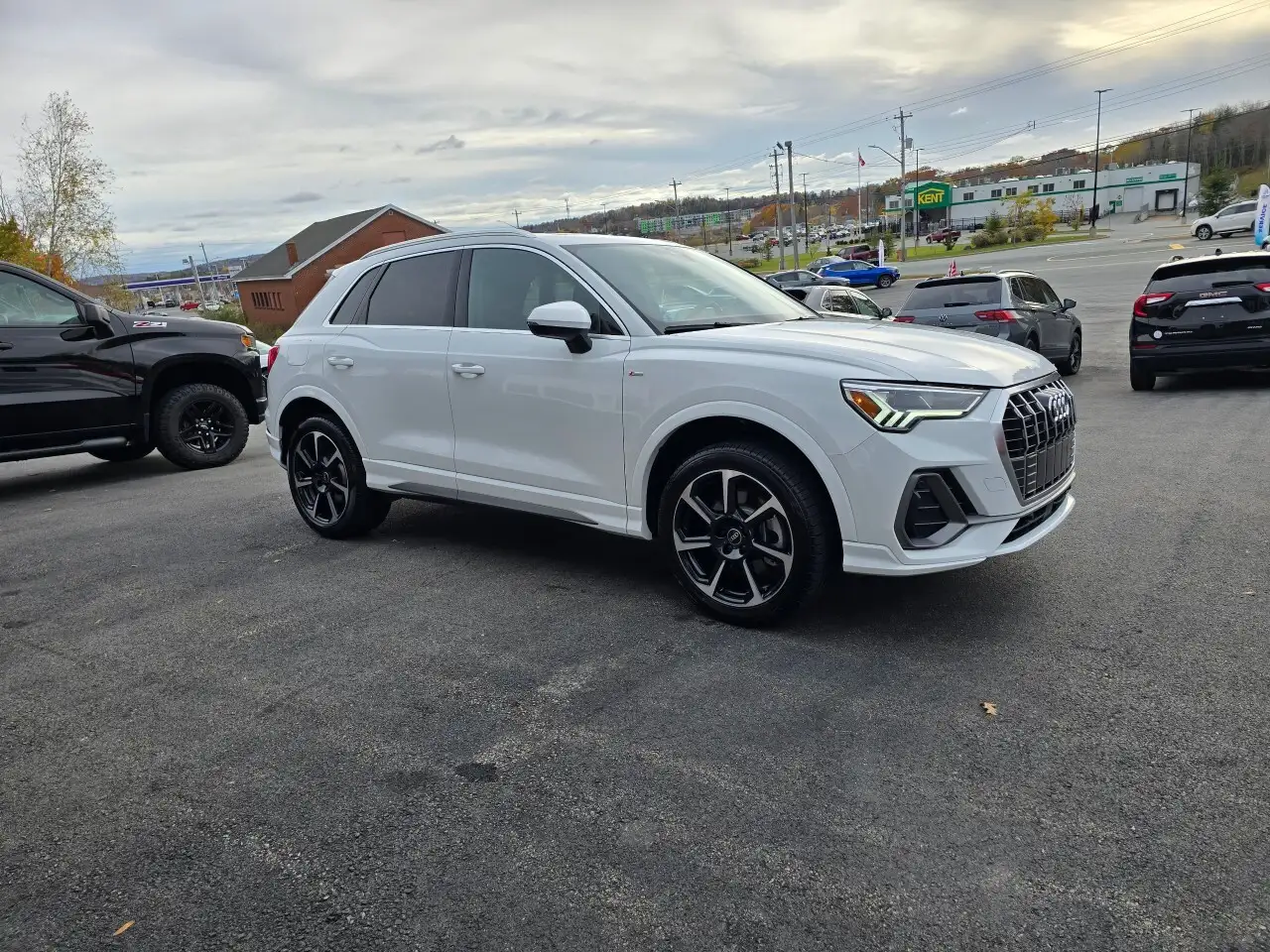 Audi Q3 снимка Audi Q3