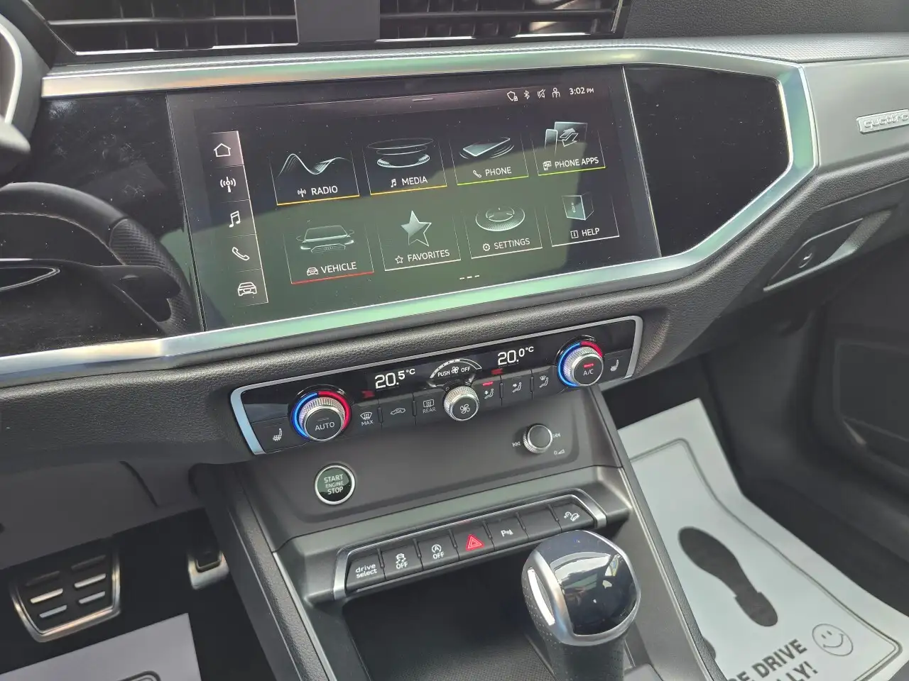 Audi Q3 снимка Audi Q3