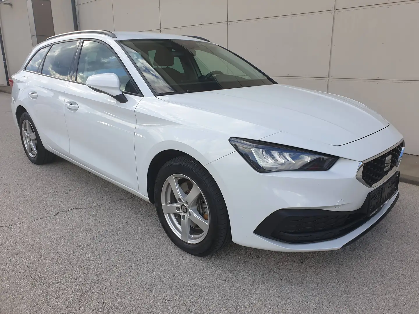 SEAT Leon Leon SP Reference 2,0 TDI Reference AHV Weiß - 2