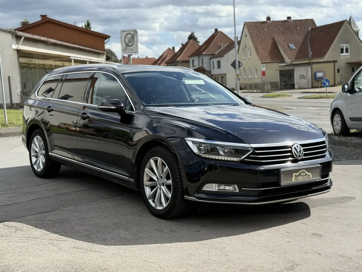 Volkswagen Passat Variant Highline BMT/Start-Stopp Schwarz - 2