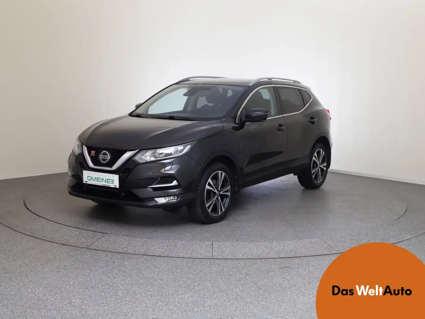 Nissan Qashqai N-Connecta Schwarz - 1