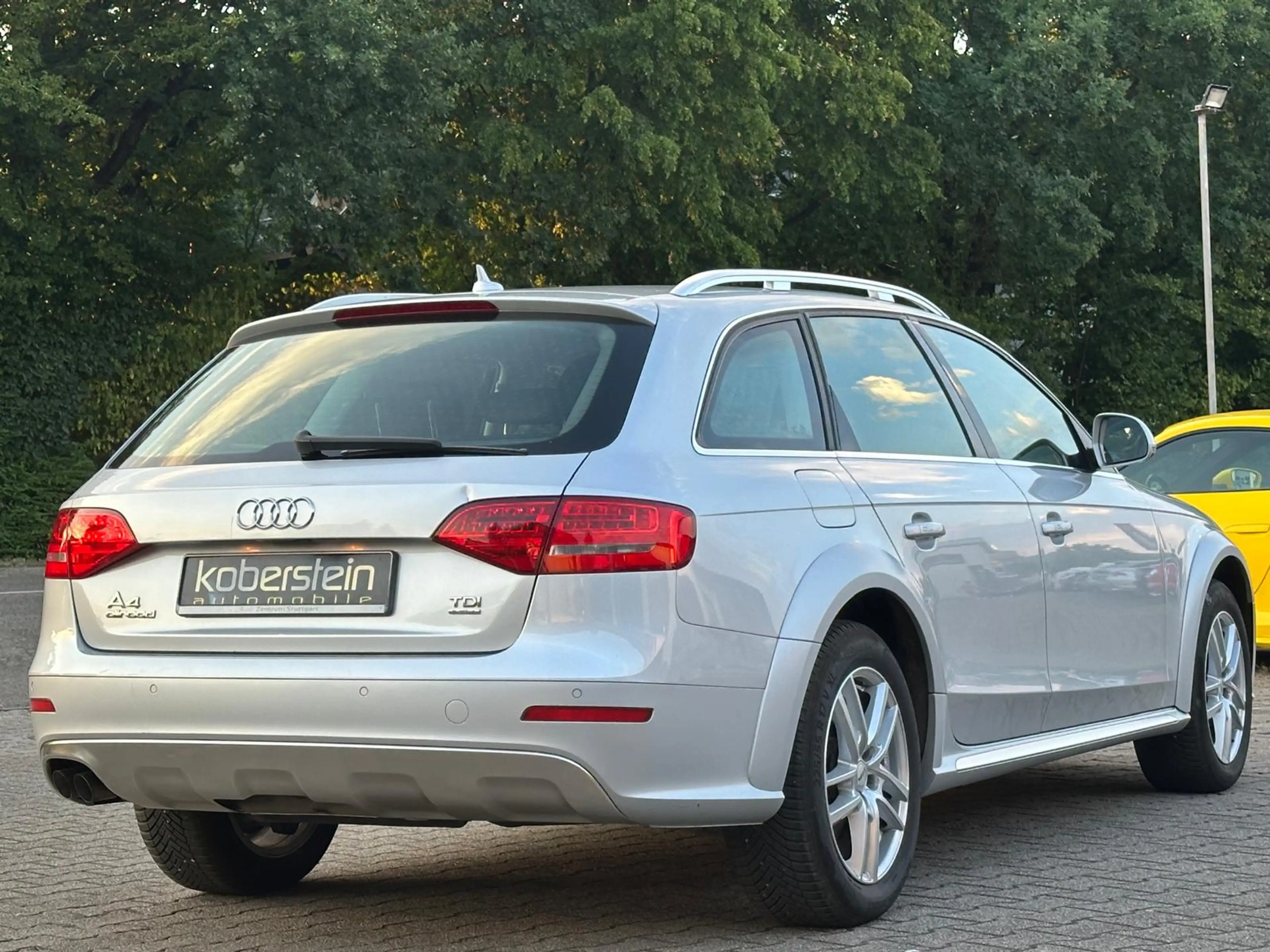 Audi A4 allroad Avant 2.0 TDI Quattro — photo 2