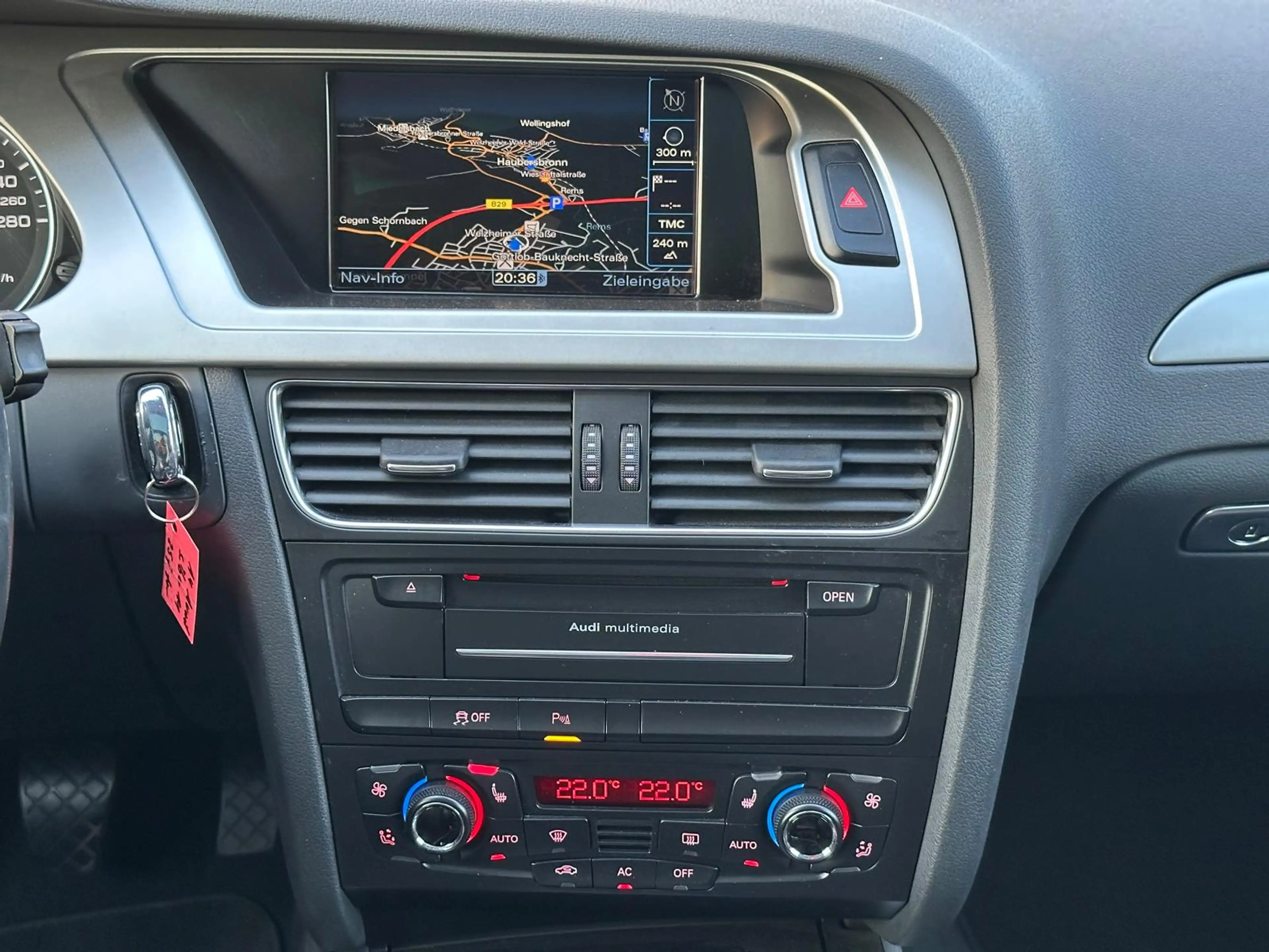 Audi A4 allroad Avant 2.0 TDI Quattro — photo 6