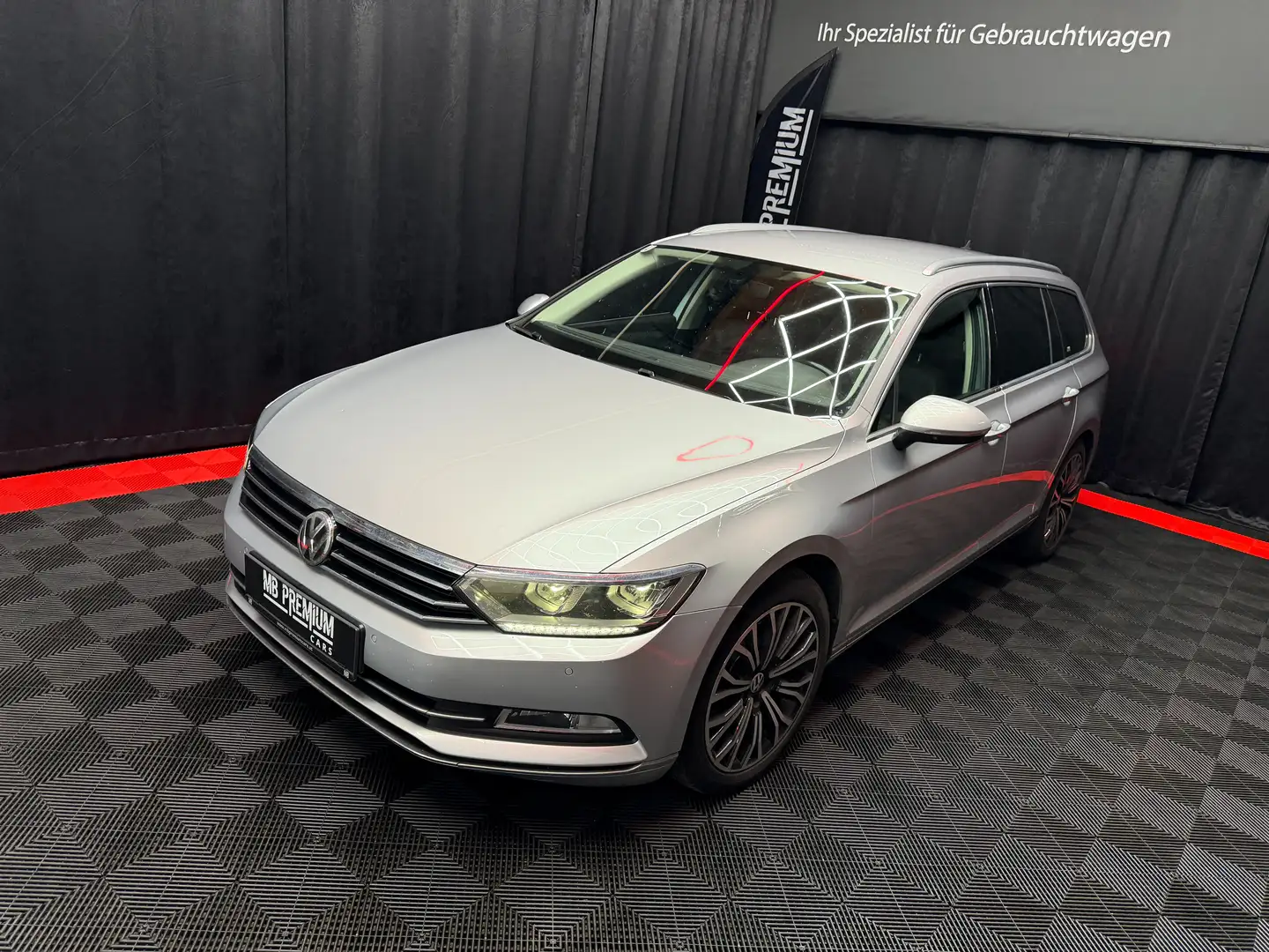 Volkswagen Passat Variant Highline BMT *AHK*VIRTUAL*ACC*LED* Grau - 2