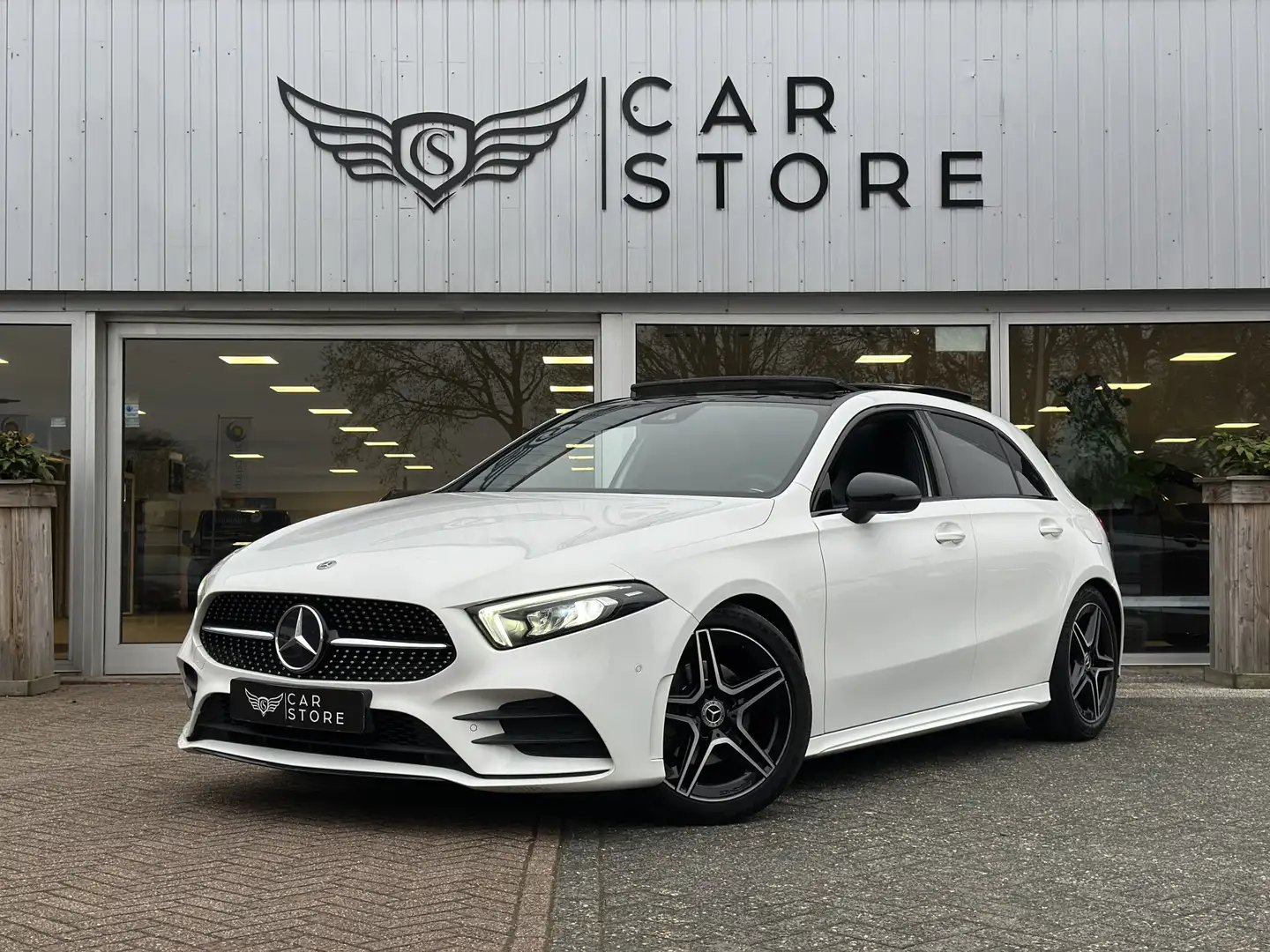 Mercedes-Benz A 180 Business Solution AMG |PANO|CLIMA|STOEL VWM|SFEER| Wit - 1