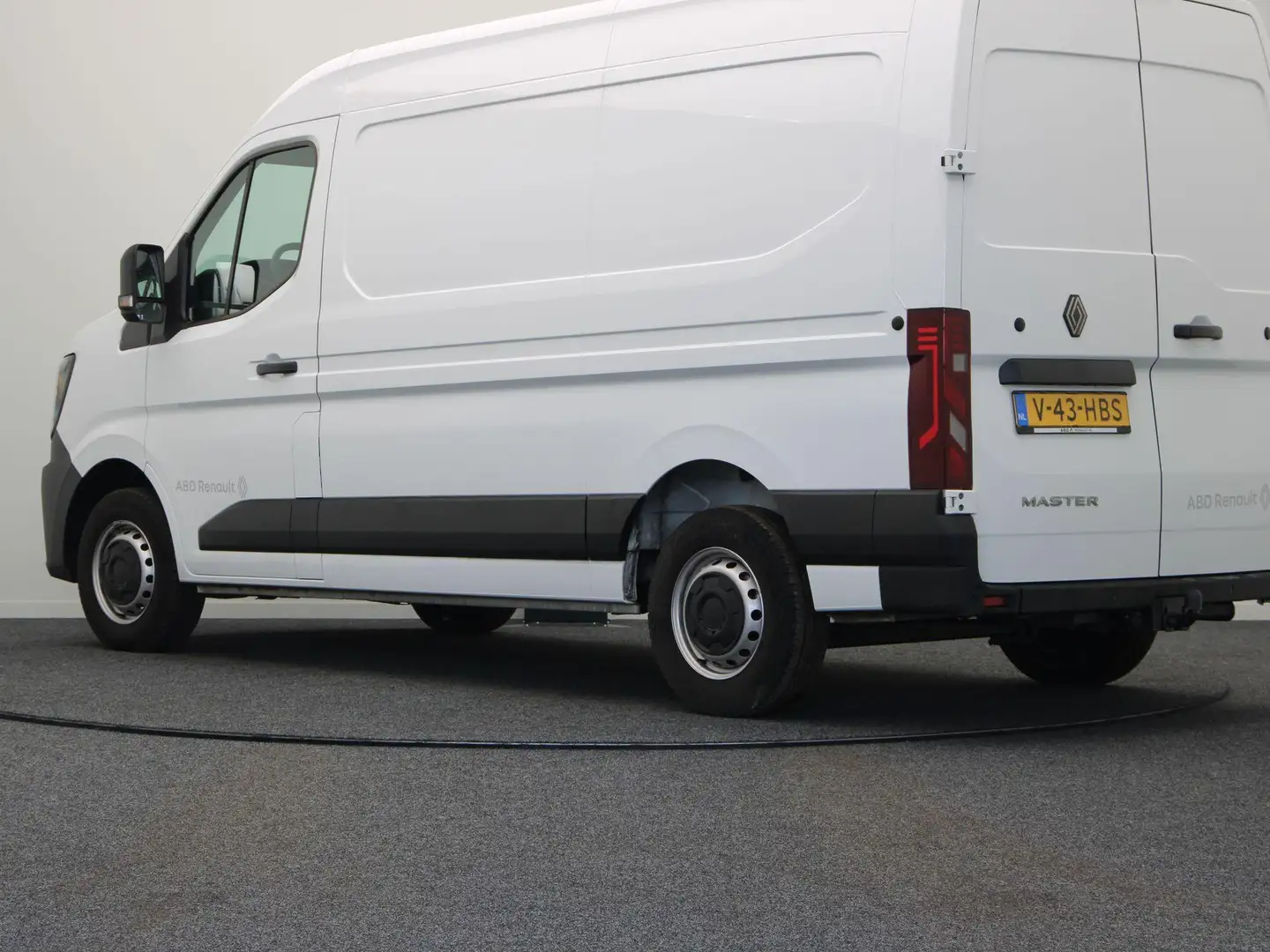 Renault Master T35 2.0 dCi 130pk L2H2 Advance | Laadruimtebetimme Wit - 2