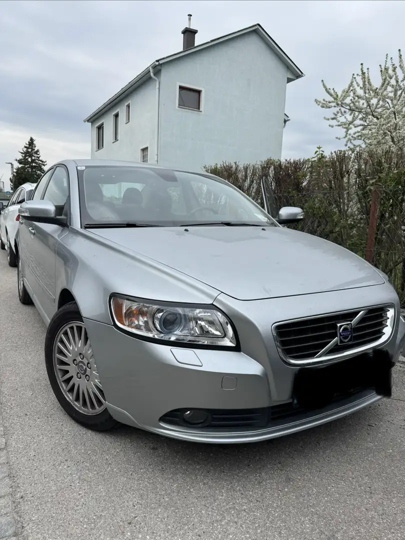 Volvo S40 2,0 D Summum - 1