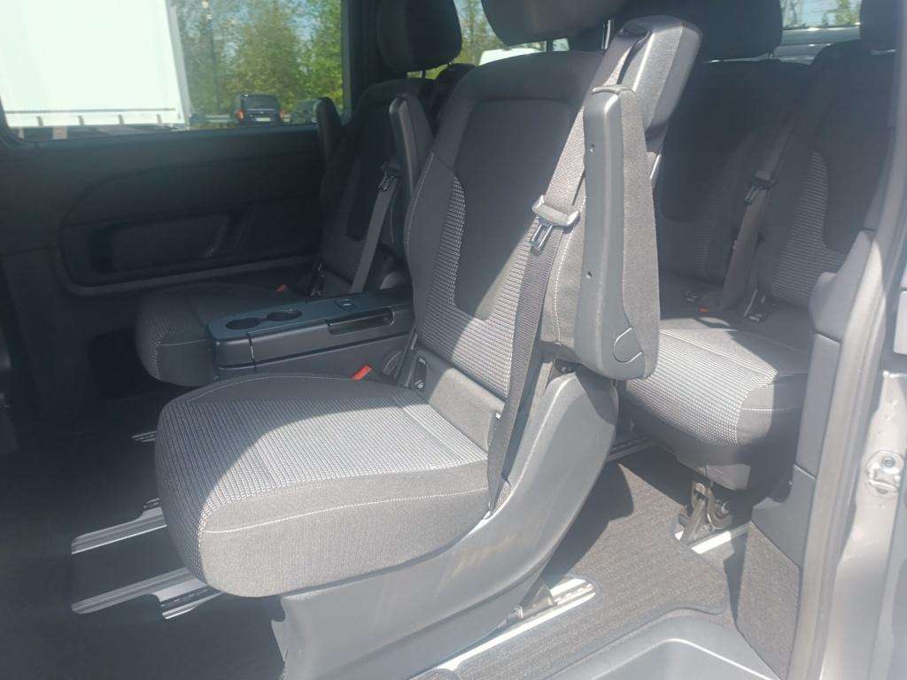 Mercedes-Benz V 250