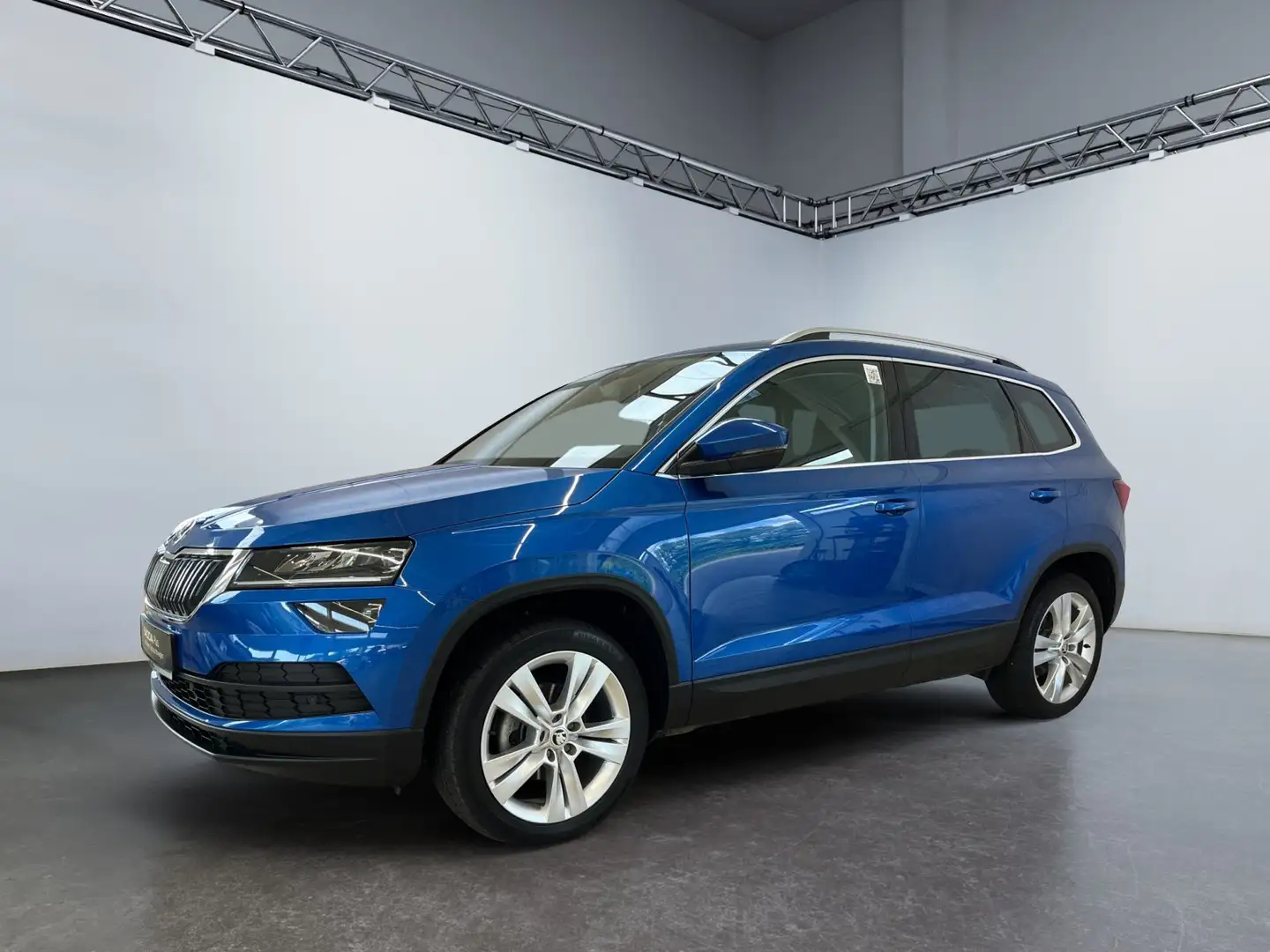 Skoda Karoq Style 1.5 TSI Anhängerkupplung Smartlink Blauw - 2