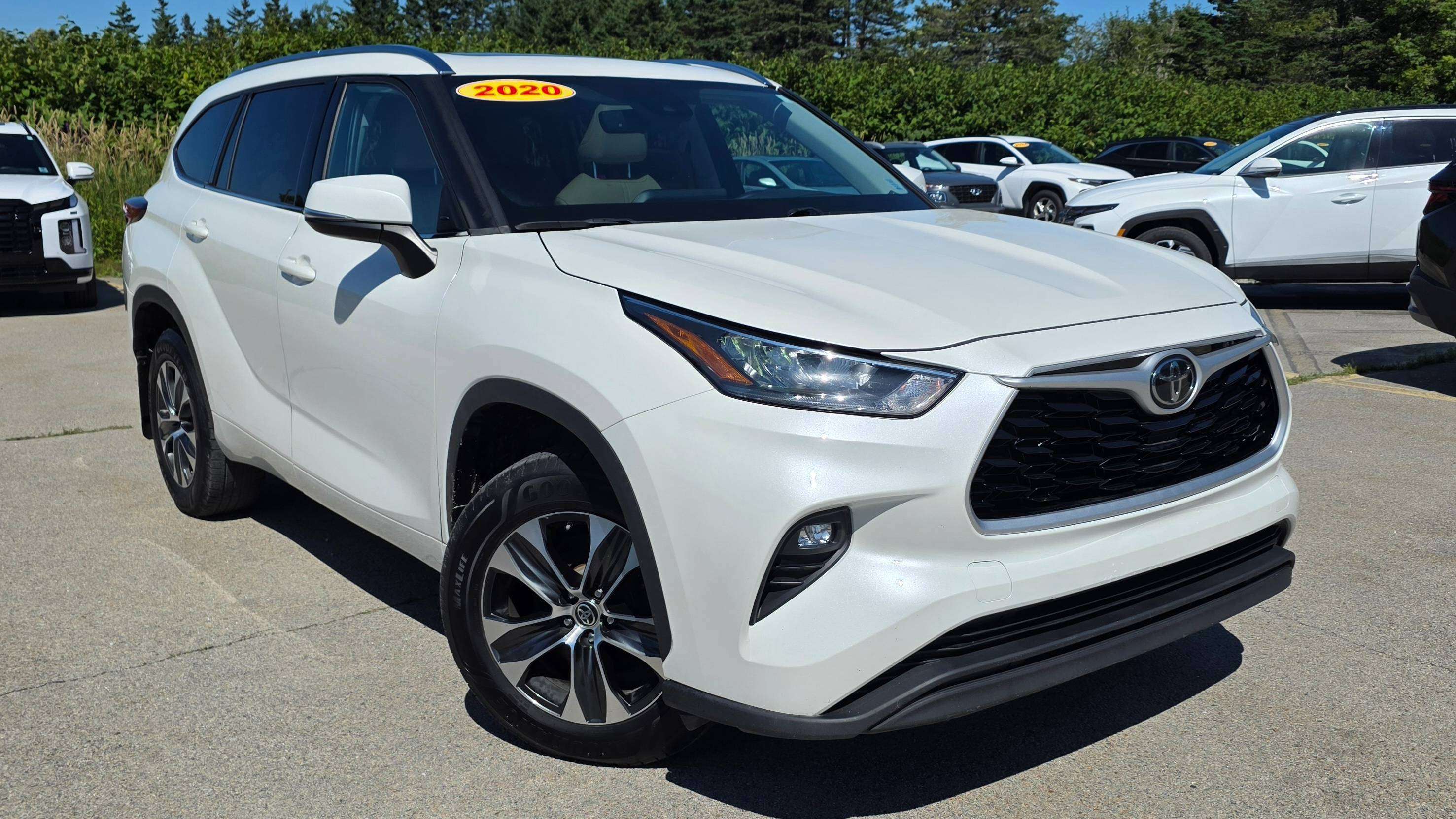 Toyota 2020 Toyota Highlander HIGHLANDER XLE