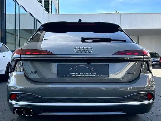Audi A6 view 7
