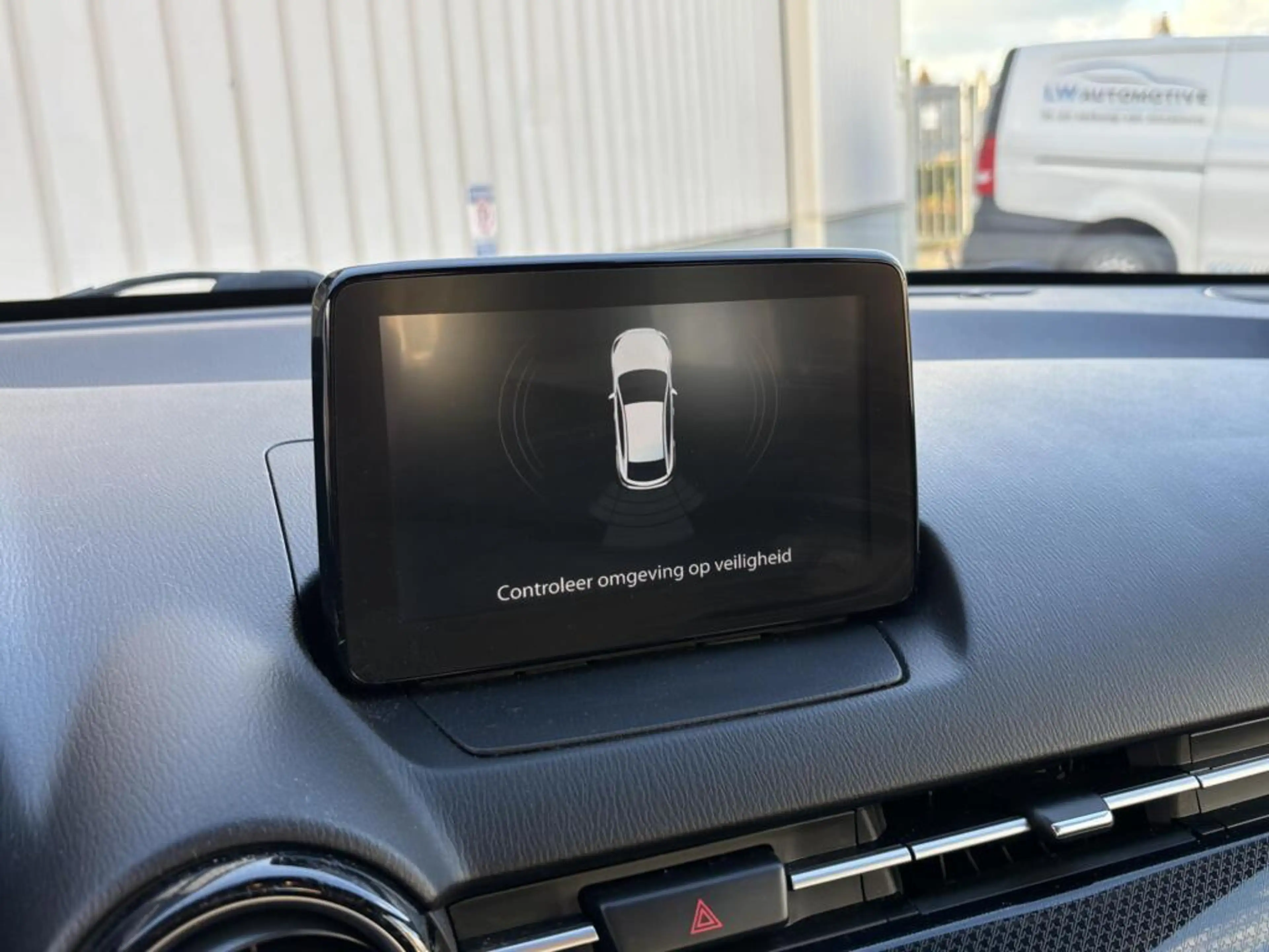 Mazda 2 1.5 Skyactiv-G Dynamic+ | Navigatie | Cruise | 16 — photo 11