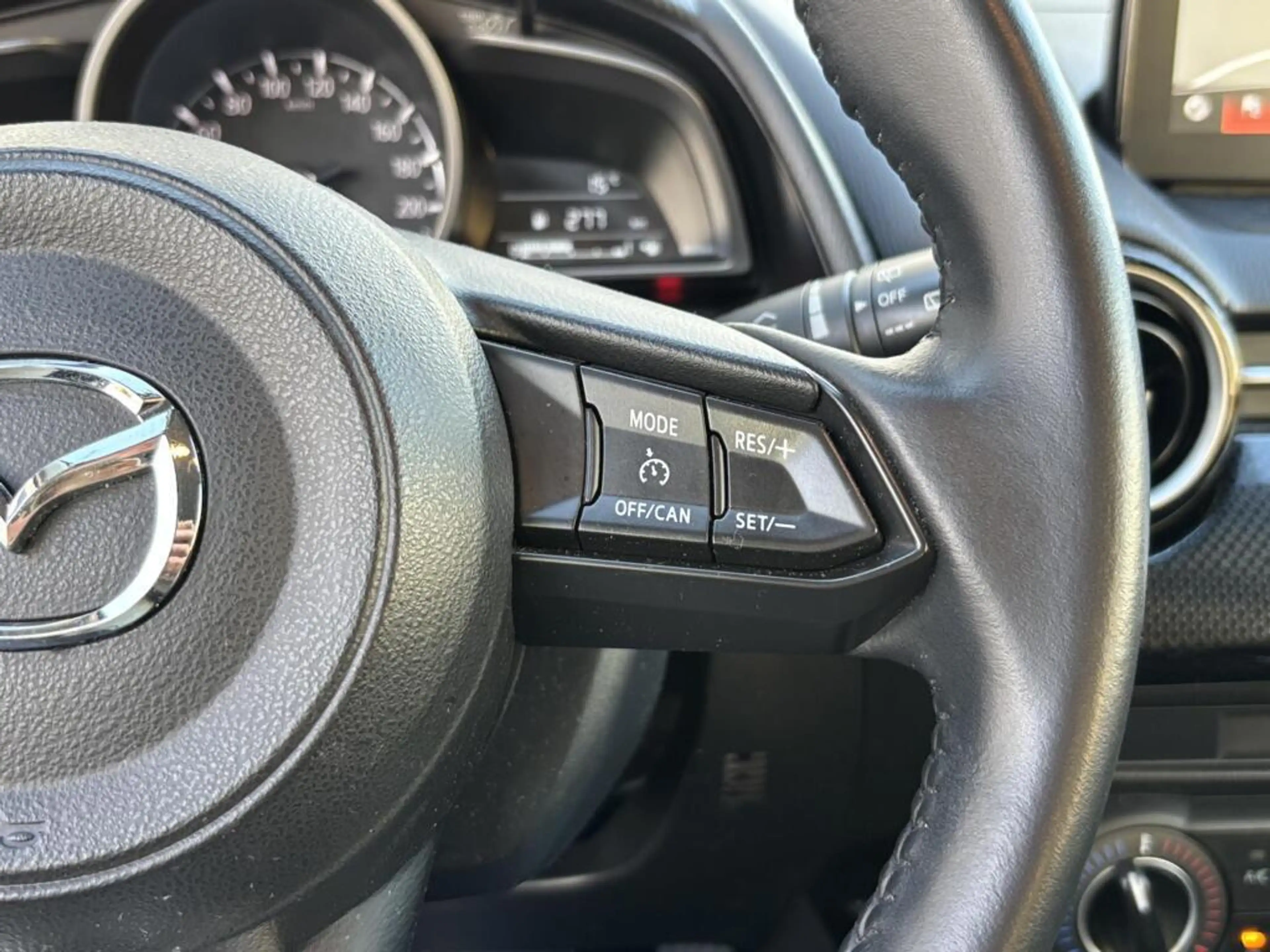 Mazda 2 1.5 Skyactiv-G Dynamic+ | Navigatie | Cruise | 16 — photo 19