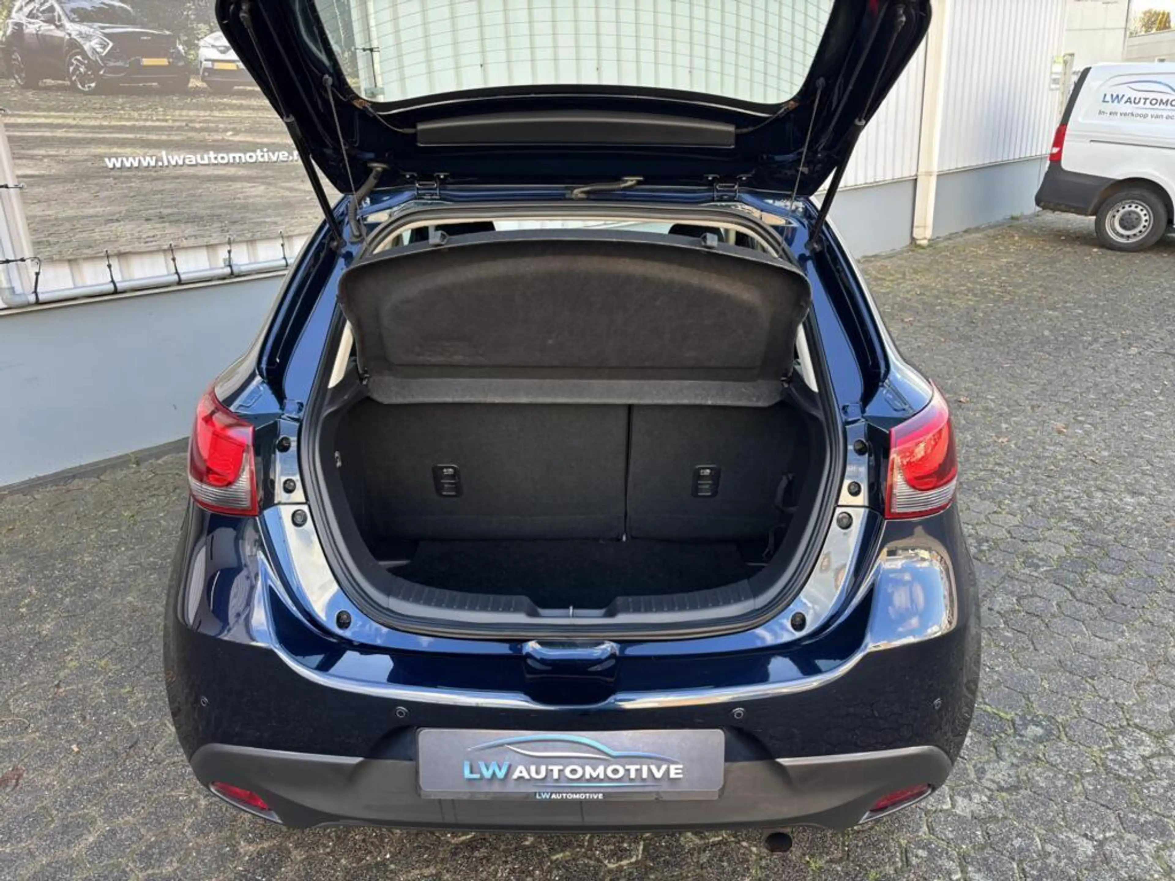 Mazda 2 1.5 Skyactiv-G Dynamic+ | Navigatie | Cruise | 16 — photo 26