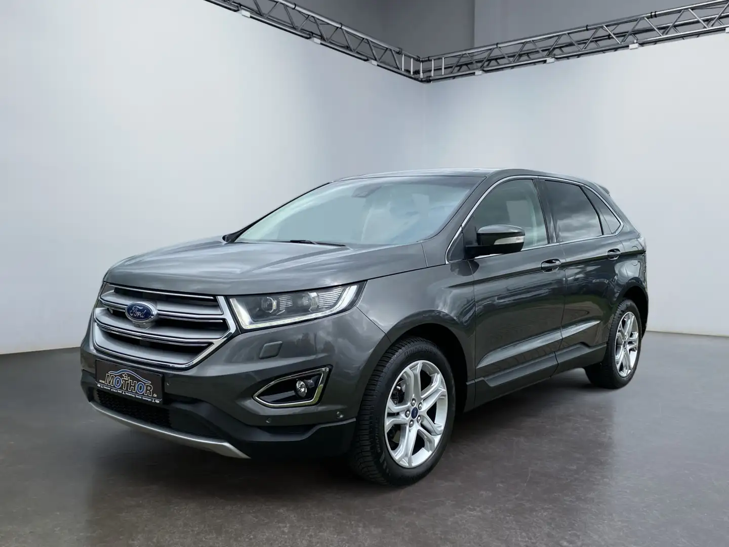 Ford Edge Titanium 2.0 TDCi TEMP PDC KAM 4xSHZ Gris - 2