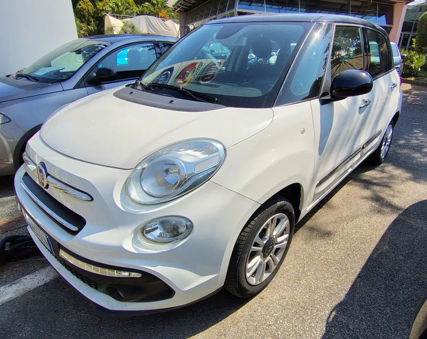 Fiat 500L 1.4 T-Jet 120 CV GPL Lounge Bianco - 2