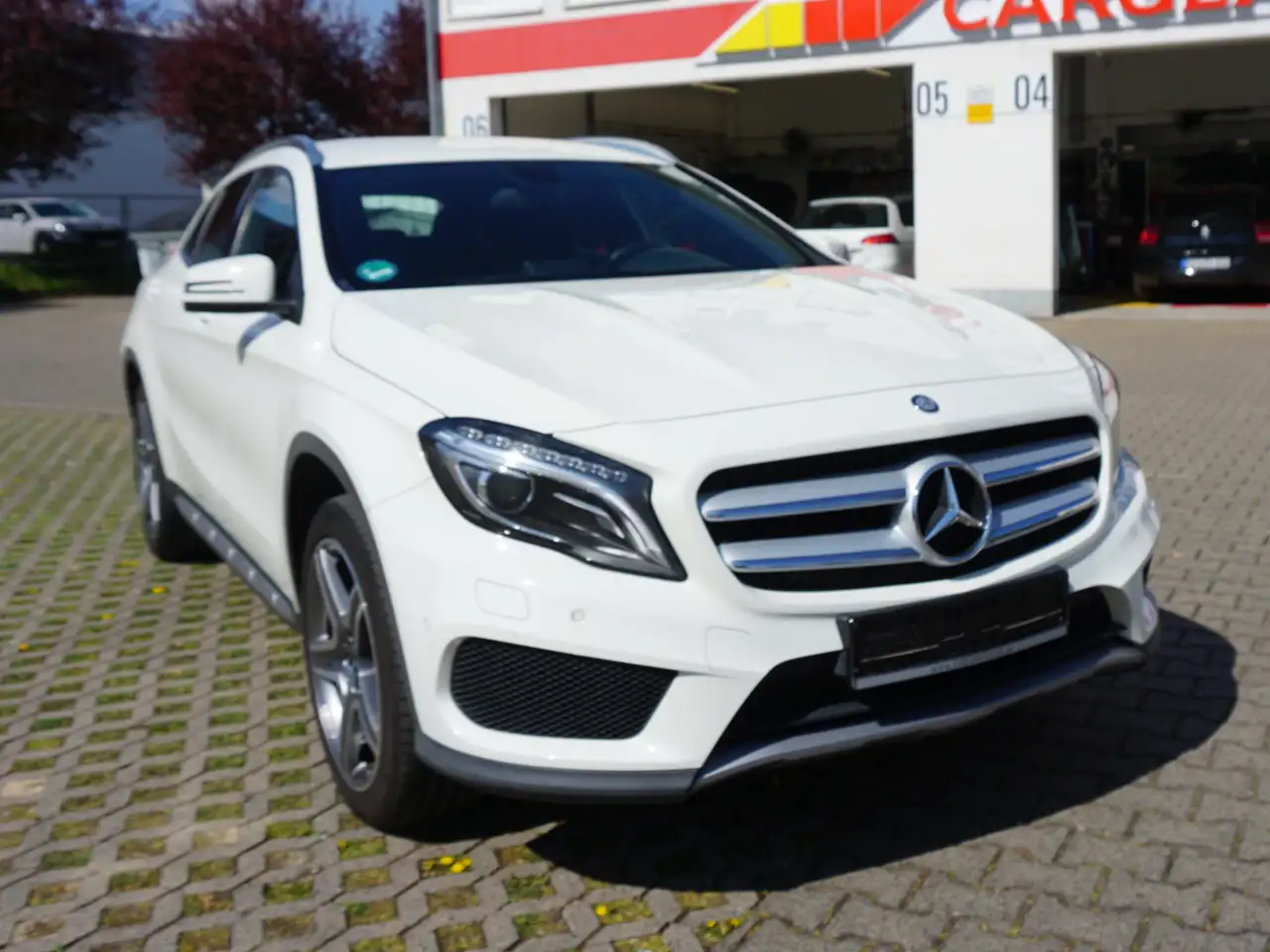 Mercedes-Benz GLA 200