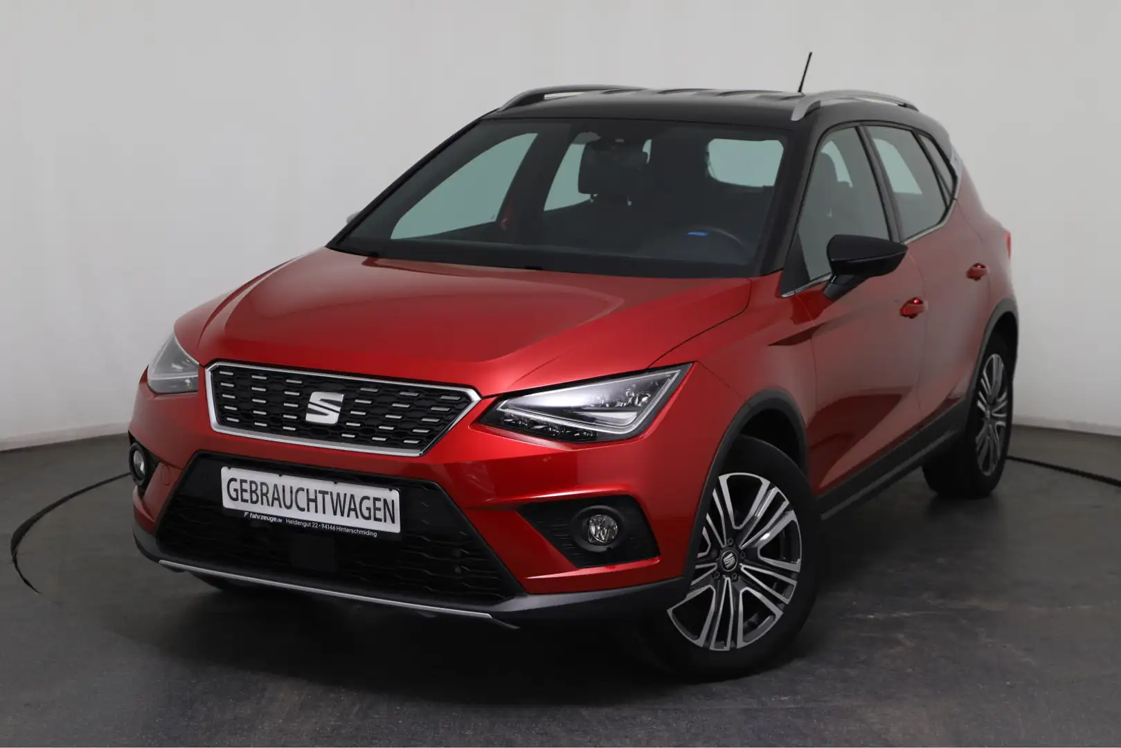 SEAT Arona Xcellence 1.0 TSI *NAVI*LED*SHZ*PDC*WINTER* Rot - 1
