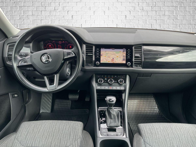 Skoda Kodiaq Style DSG/LED/NAVI/Standheizung/Kamera — photo 12