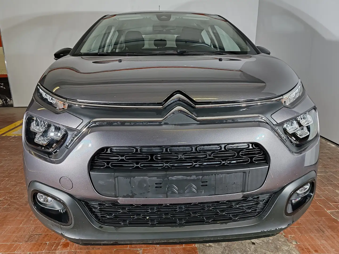 Citroen C3 1.2 83cv Plus Neopatentati + Navi Grau - 2