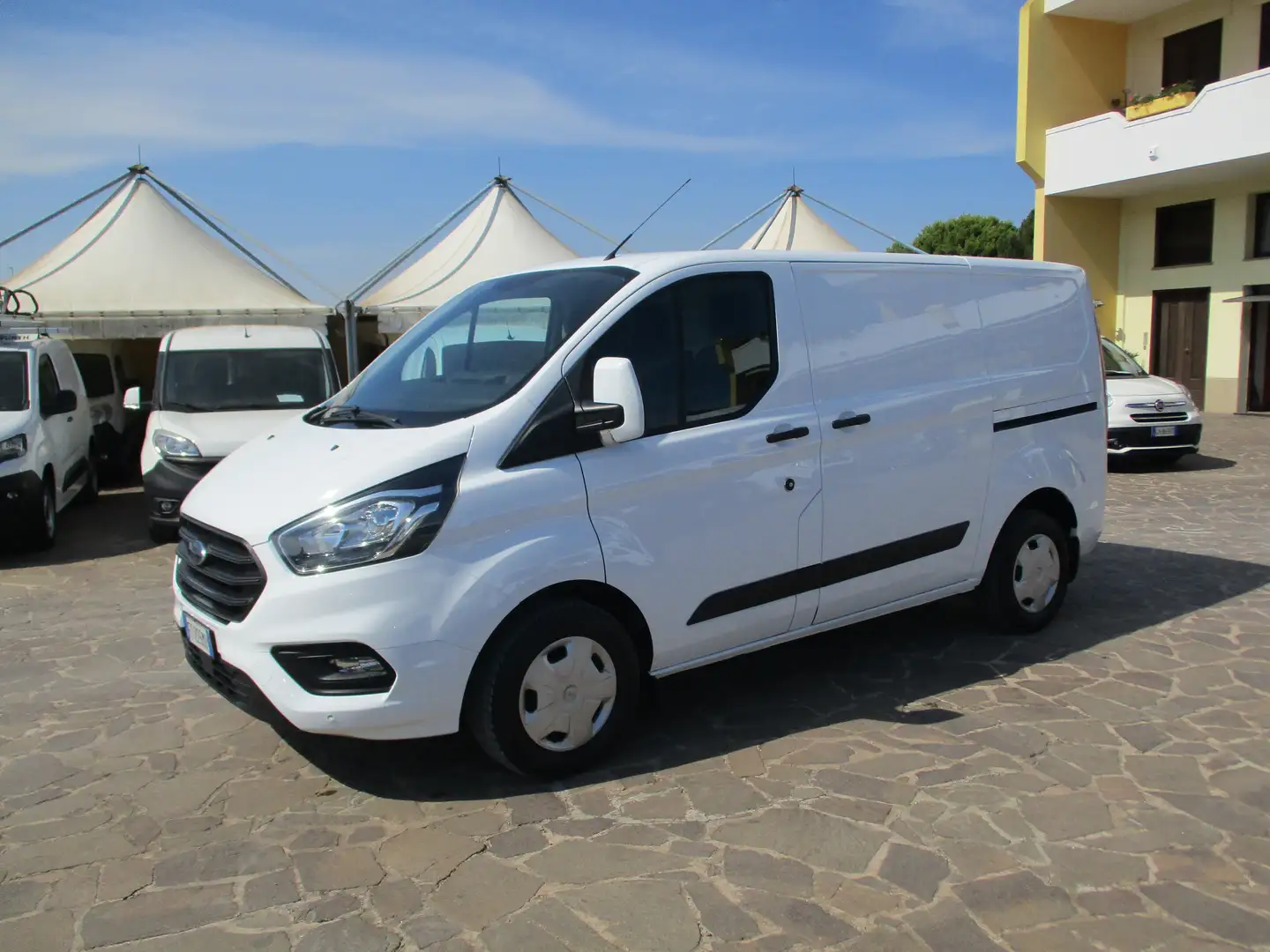 Ford Transit Custom 2.0 TDCI 130CV - DOPPIA PORTA LATERALE Bianco - 1