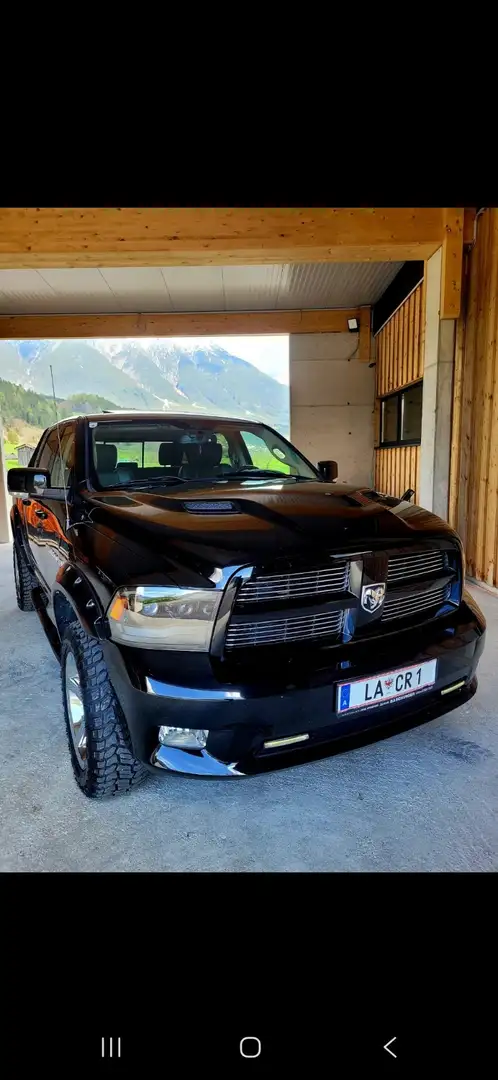 Dodge RAM - 1
