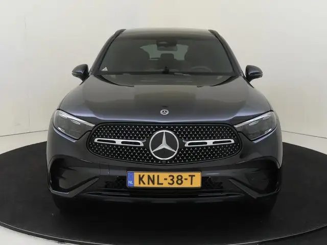 Mercedes-Benz GLC view 6