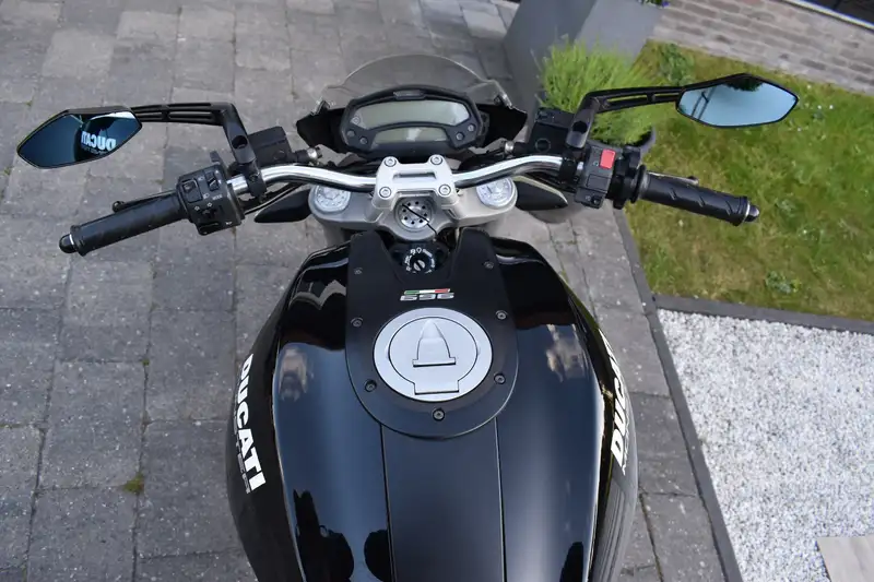 Ducati Monster 696 - foto 7