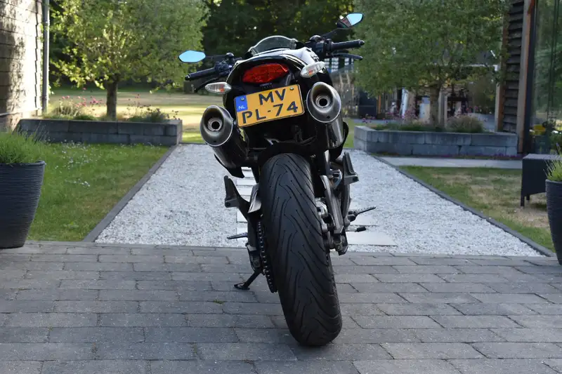 Ducati Monster 696 - foto 5