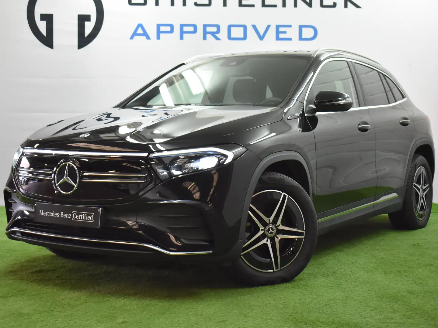 Mercedes-Benz EQA 250 AMG-Line+Ambient light+Lane keeping assist Zwart - 1
