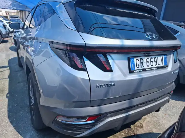 Hyundai Tucson view 4