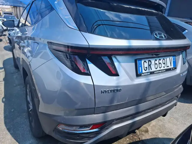 Hyundai Tucson view 13
