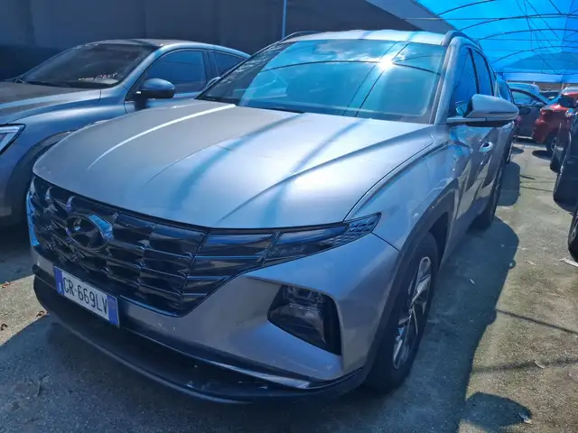 Hyundai Tucson view 3