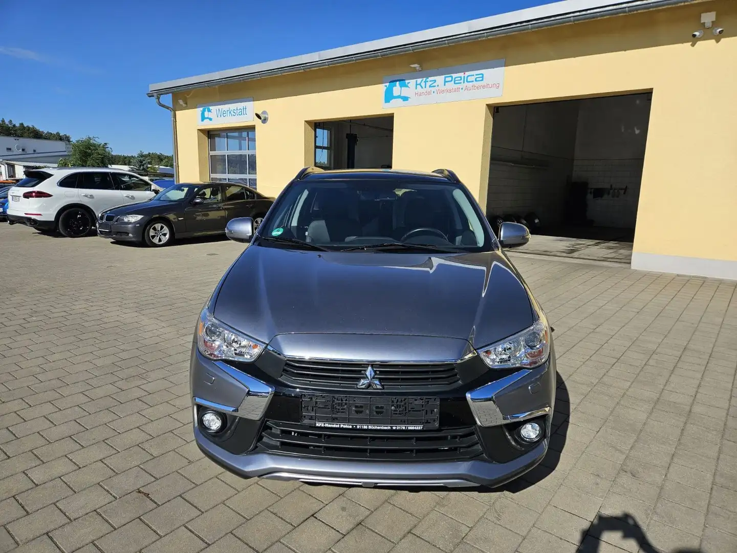 Mitsubishi ASX Plus 2WD*Xenon*Panoramadach*8-fach Bereift* Gris - 2