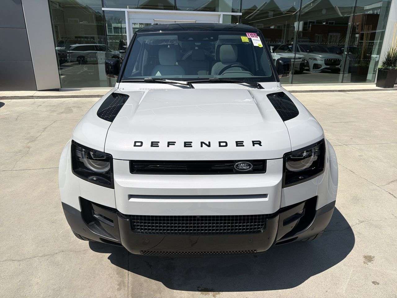 2026 Land Rover Defender 110 P300 S alt 3