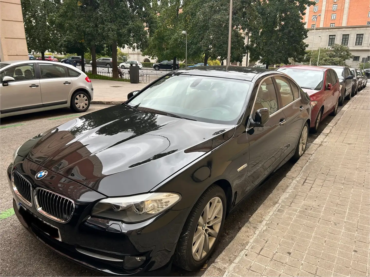 BMW 523 523iA Negro - 1