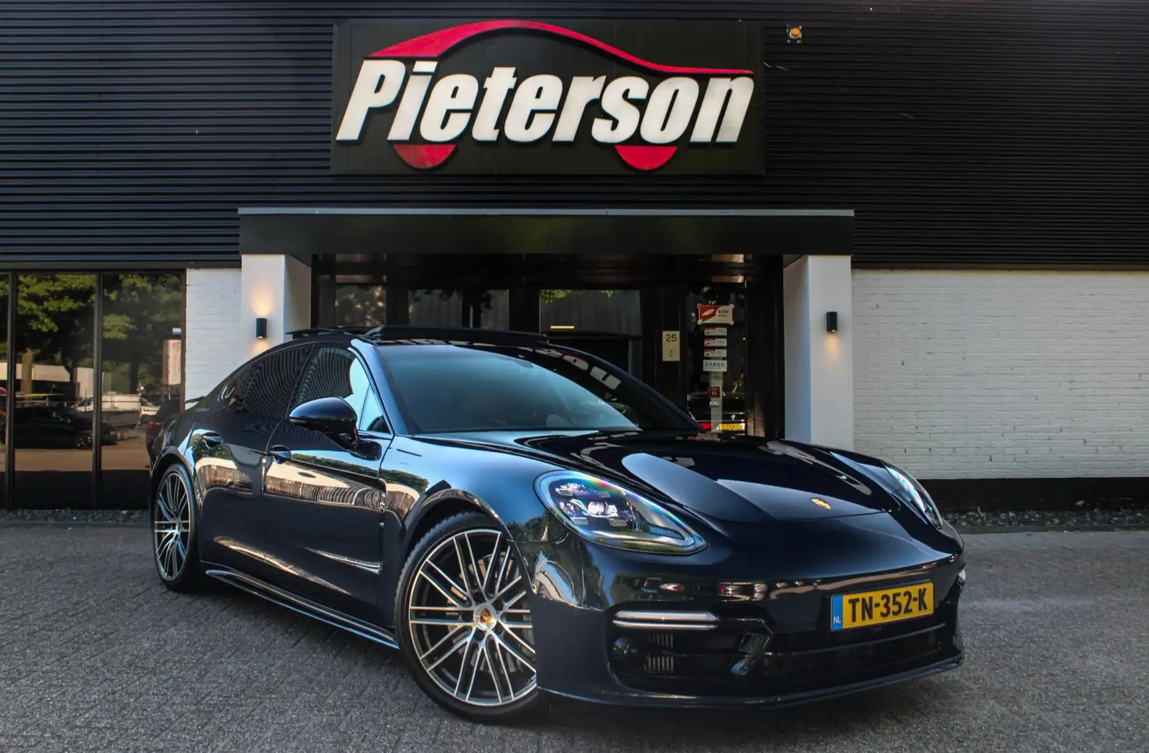 Porsche Panamera 2.9 4 E-Hybrid NAP SPORT CHRONO PANO 360 Синий - 1