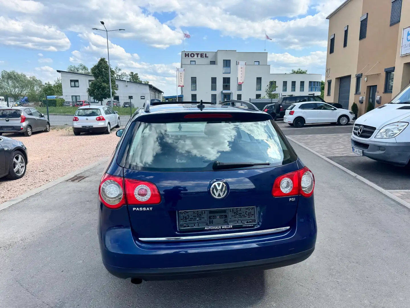 Volkswagen Passat Variant Trendline 1.6 fsi Schiebedach Modrá - 2