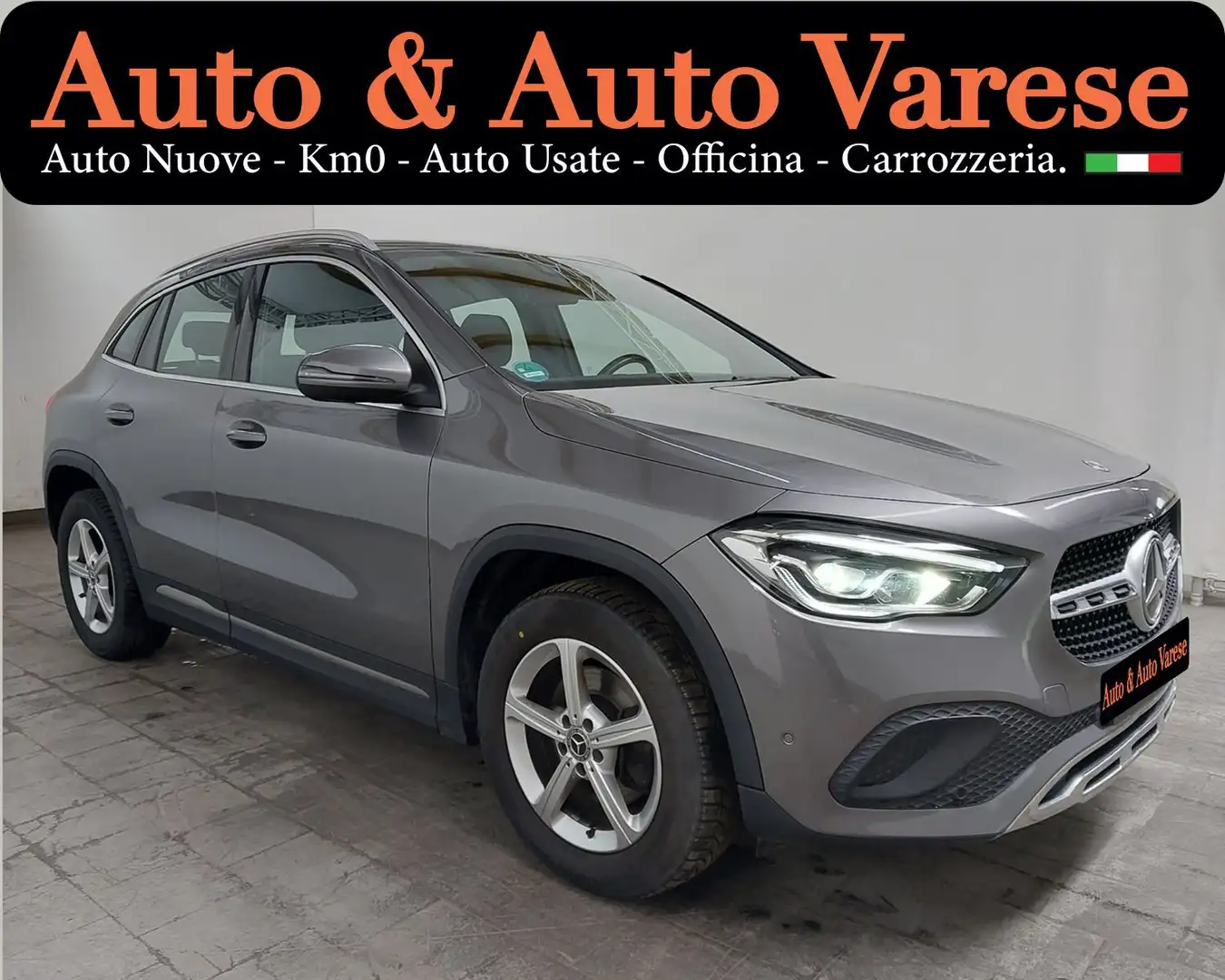 Mercedes-Benz GLA 200 Automatica Sport Szürke - 2