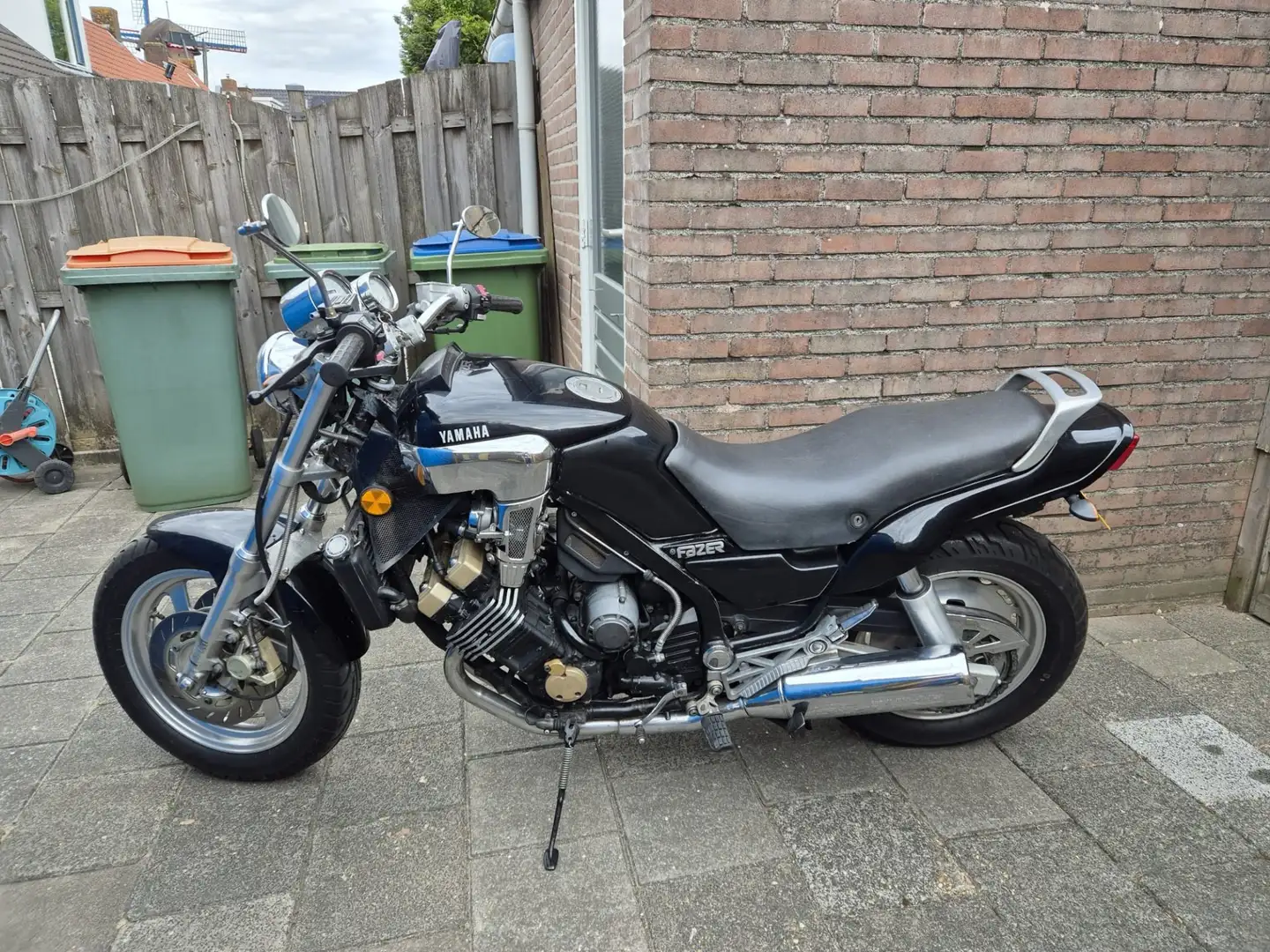 Yamaha FZR 750 Fazor 700 FZX700 Nero - 1