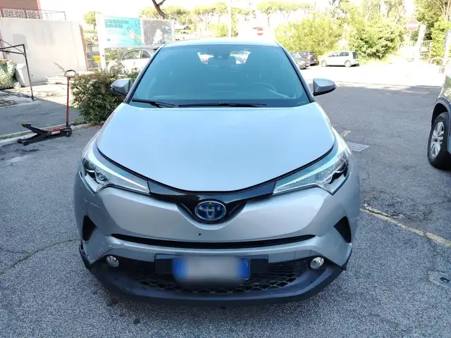 Toyota C-HR C-HR I 1.8h Style 2wd e-cvt