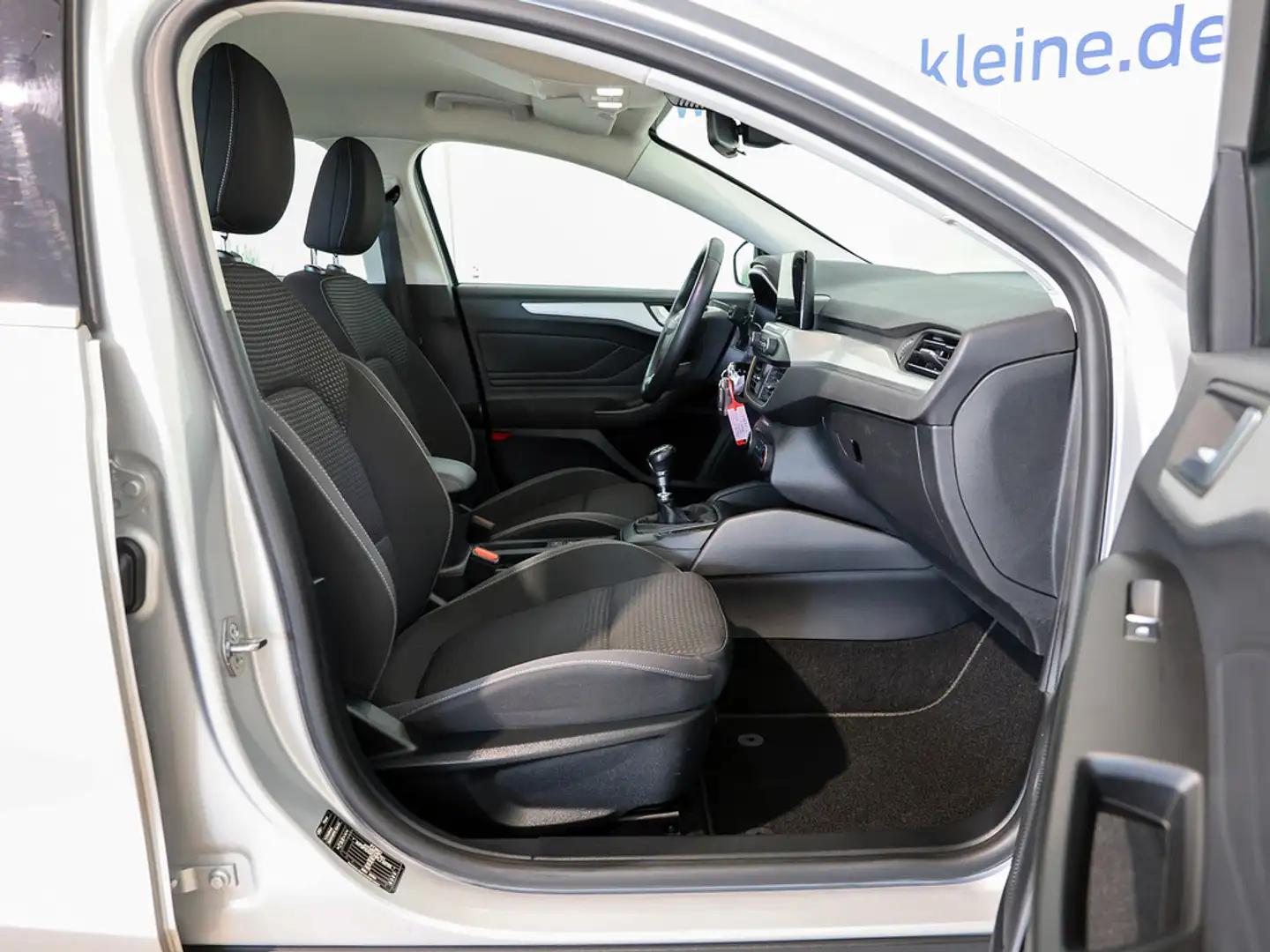 Ford Focus Cool&Connect 1.0l EcoBoost +DAB+KAMERA+ Zilver - 2