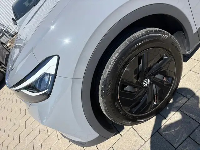 Volkswagen Id.4 view 7
