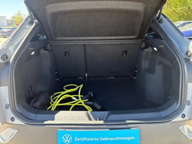 Volkswagen Id.4 view 11