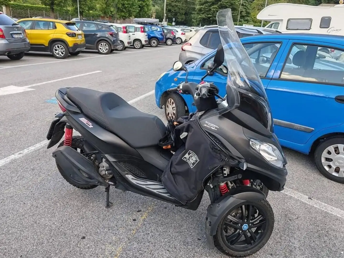Piaggio MP3 300 Negru - 2