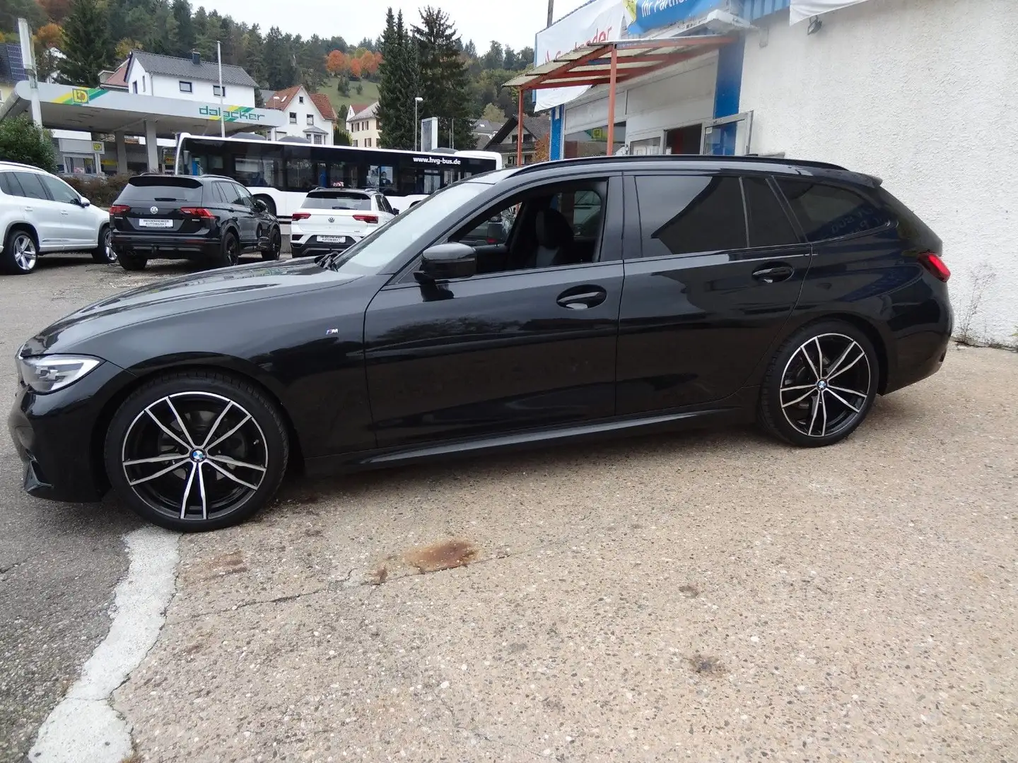 BMW 320 d M Sport/Virtual/Navi/AHK/190PS/ Zwart - 2