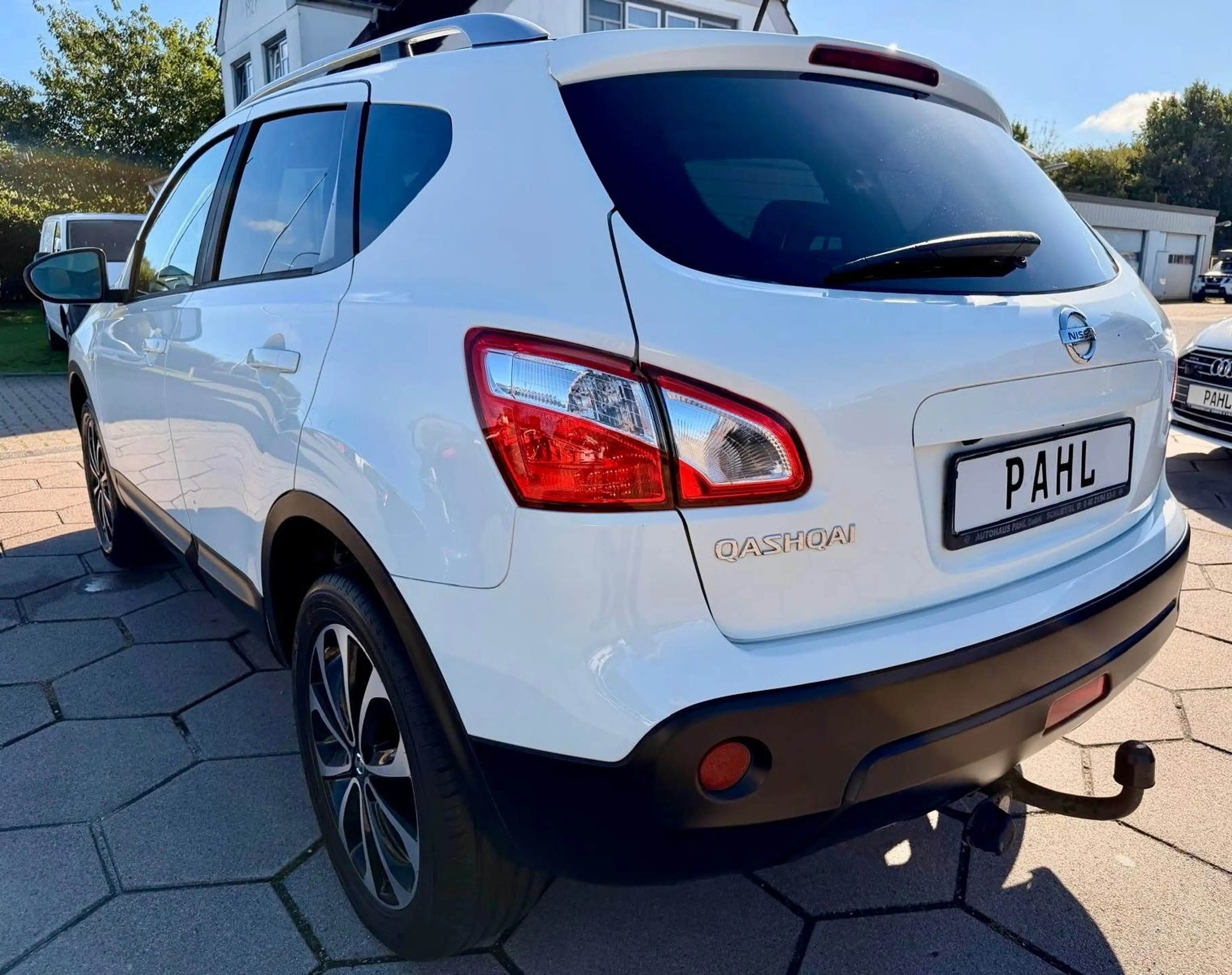 Nissan Qashqai 2.0 i-Way PANO NAVI KAMERA AHK — photo 9