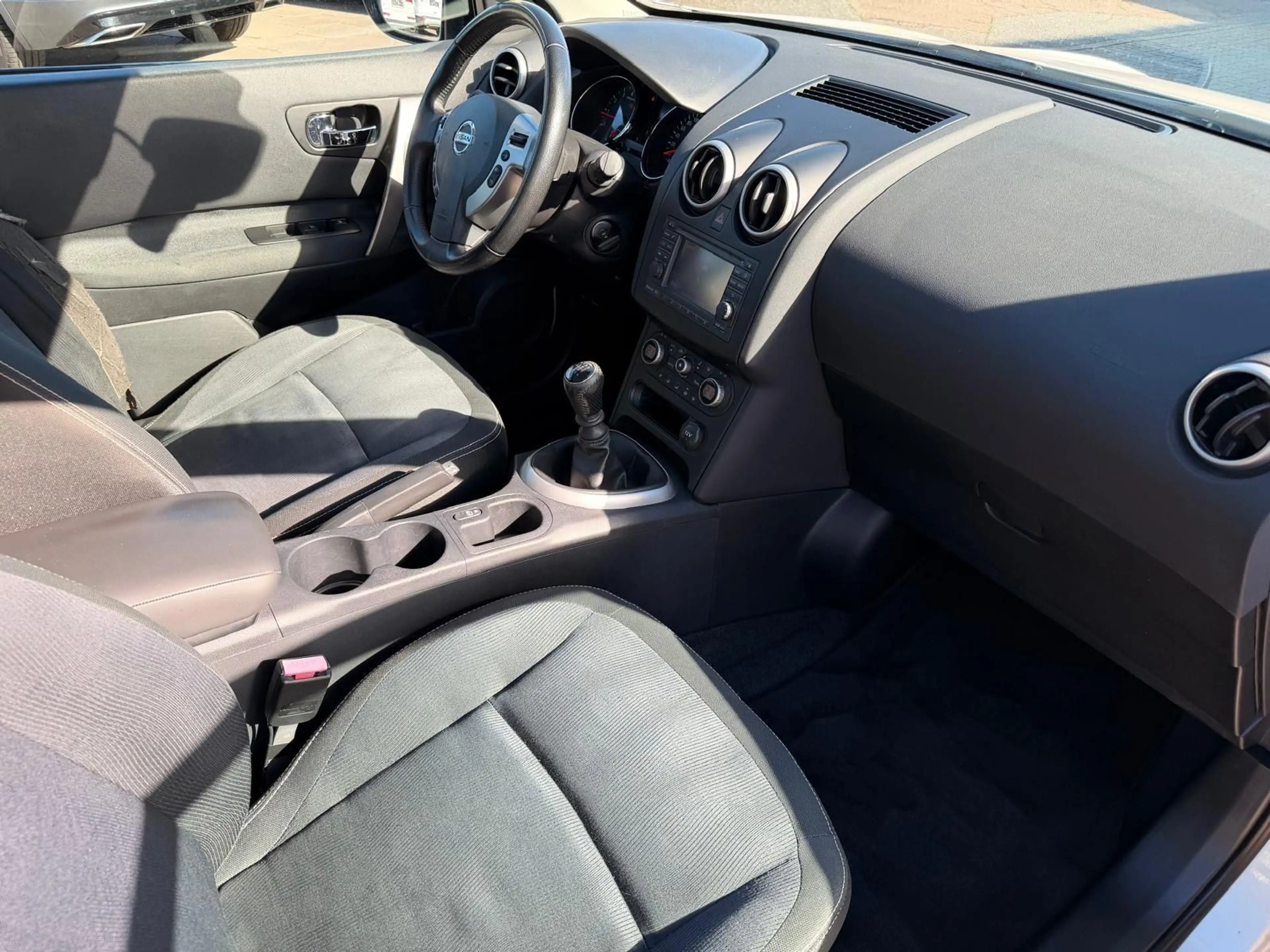 Nissan Qashqai 2.0 i-Way PANO NAVI KAMERA AHK — photo 13