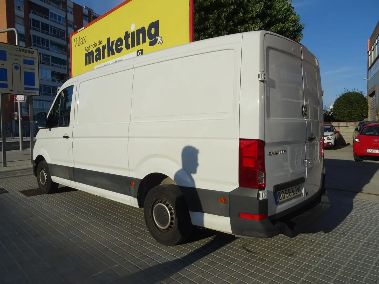 Volkswagen Crafter Furgón 2.0TDI SCR 35 BM L3H2 75kW Blanc - 2